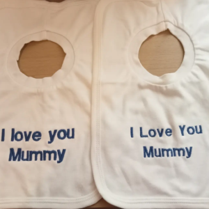 FREEBIE I Love You Mummy Bibs